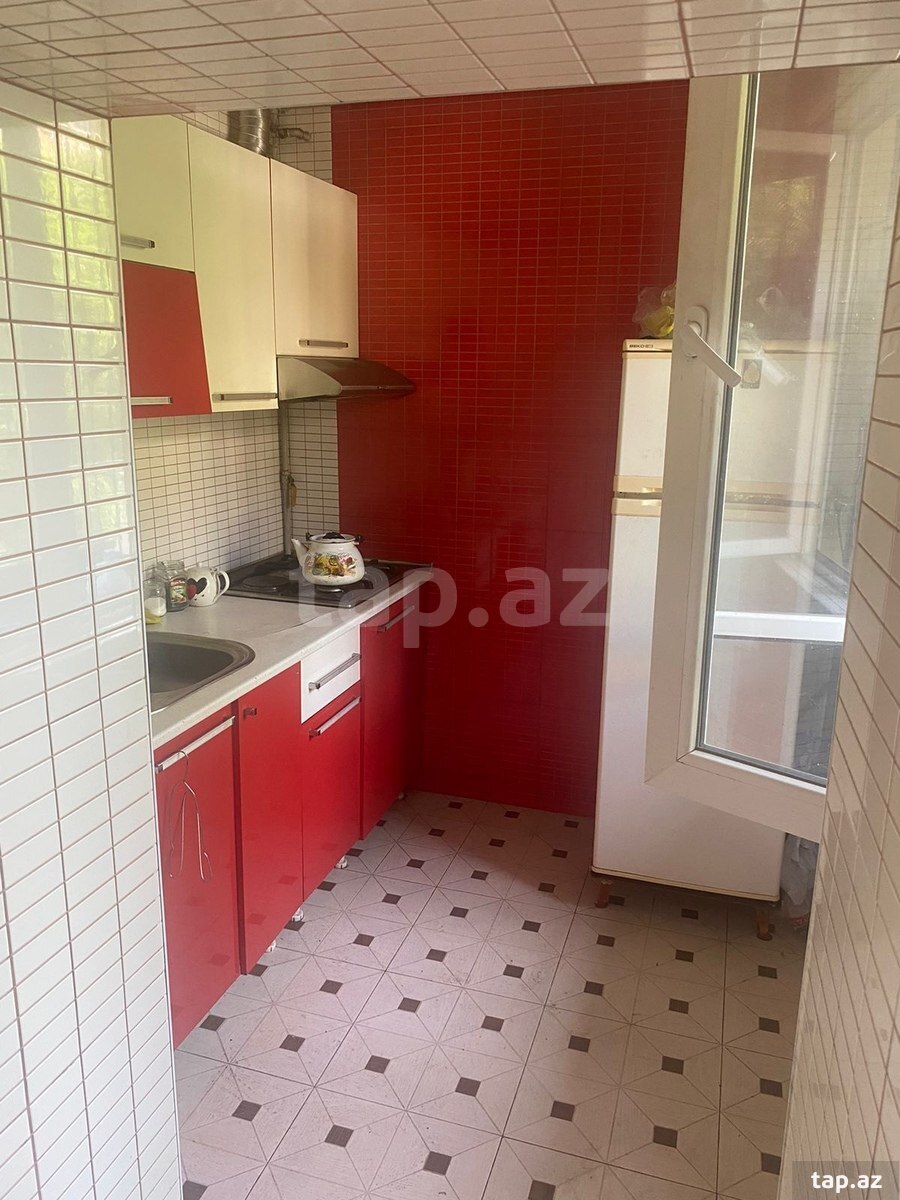 3-otaqlı mənzil kirayə verilir, Memar Əcəmi m., 70 m² (4)