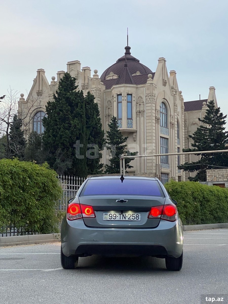 Chevrolet Cruze, 2011 il (6)