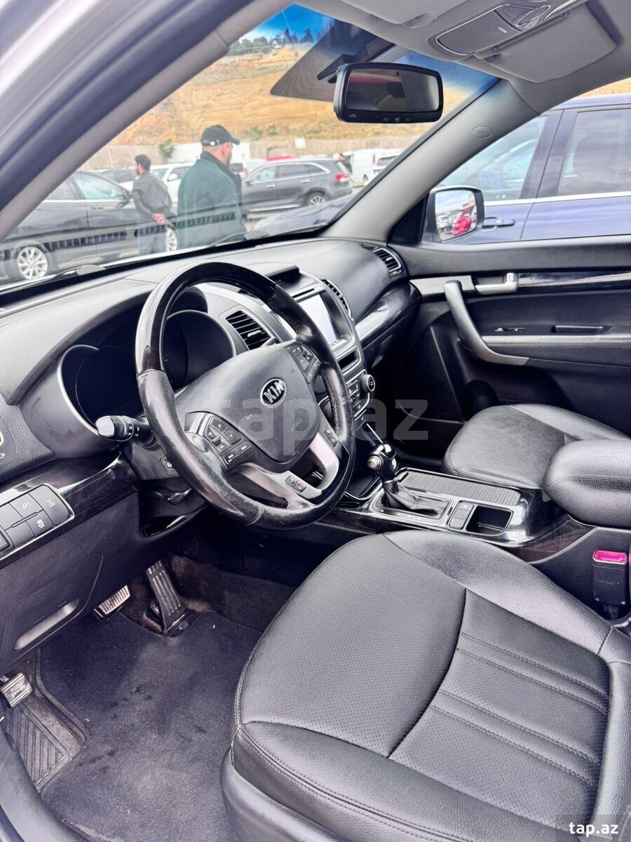 KIA Sorento, 2013 il (9)