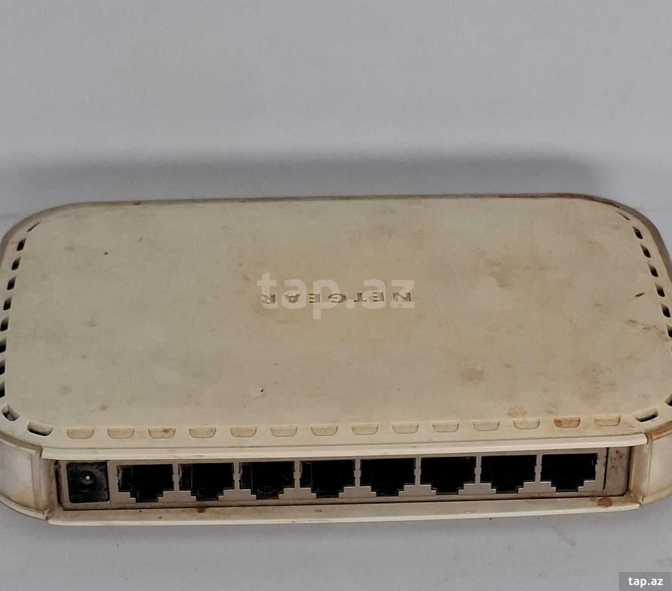 Netgear Switch (2)