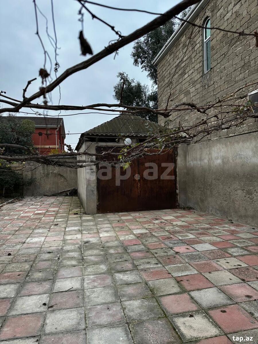 Həyət evi, Hövsan qəs. (17)