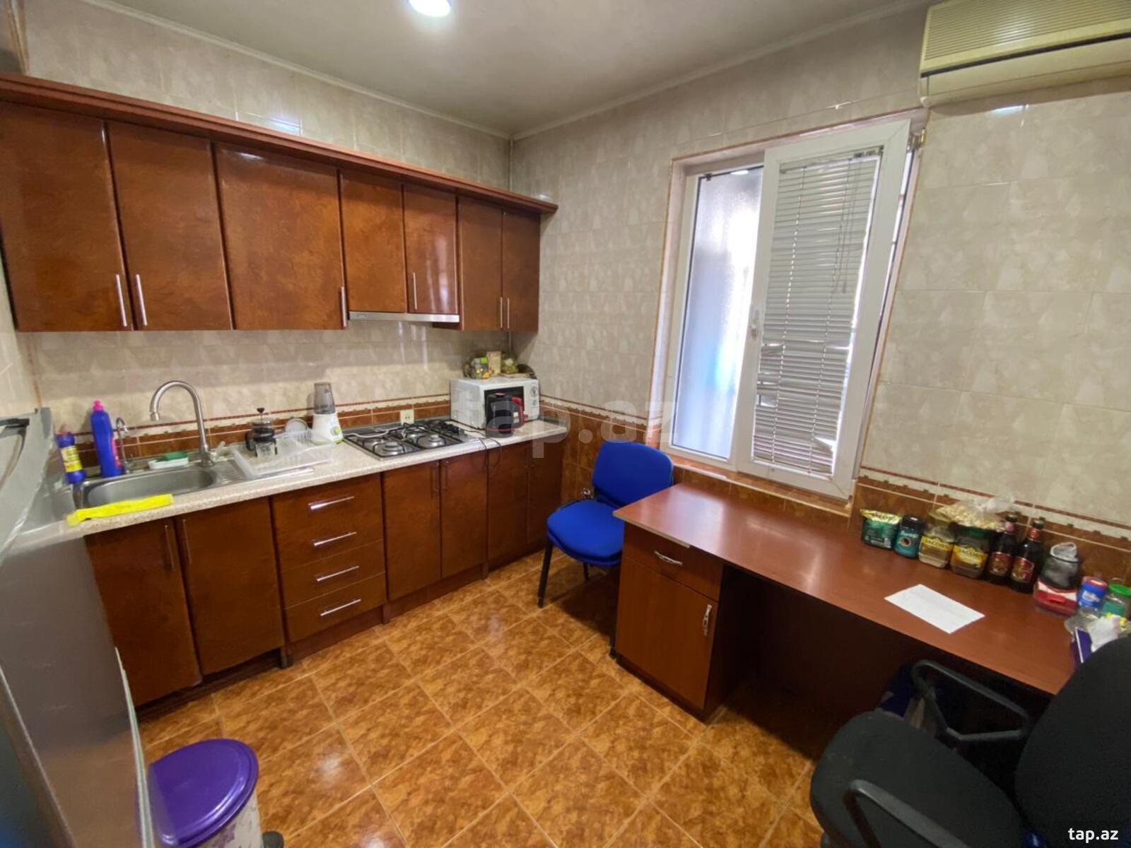 Ofis, Süleyman Rüstəm küç. (8)