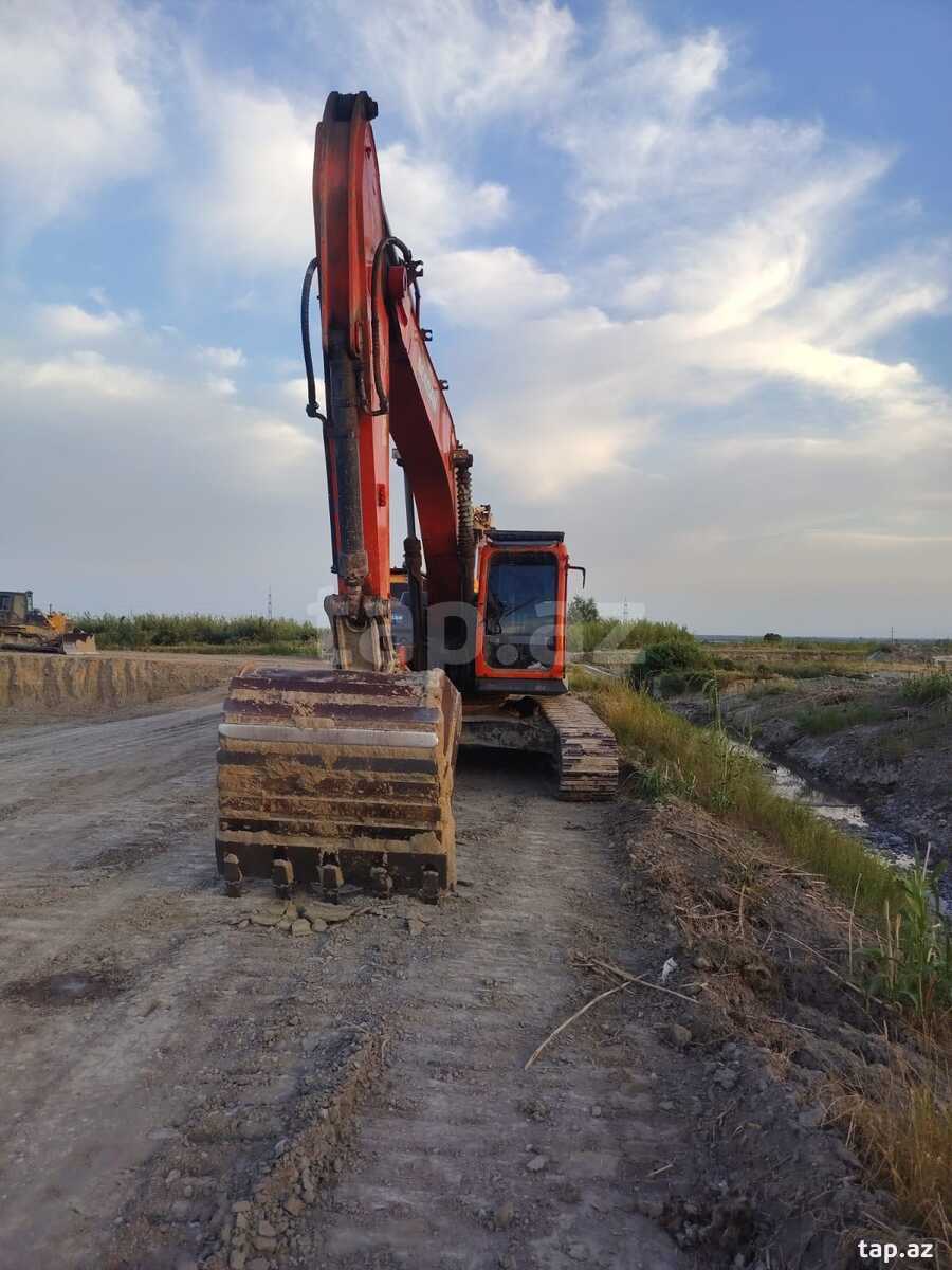 Ekskavator Doosan, 2017 il (4)