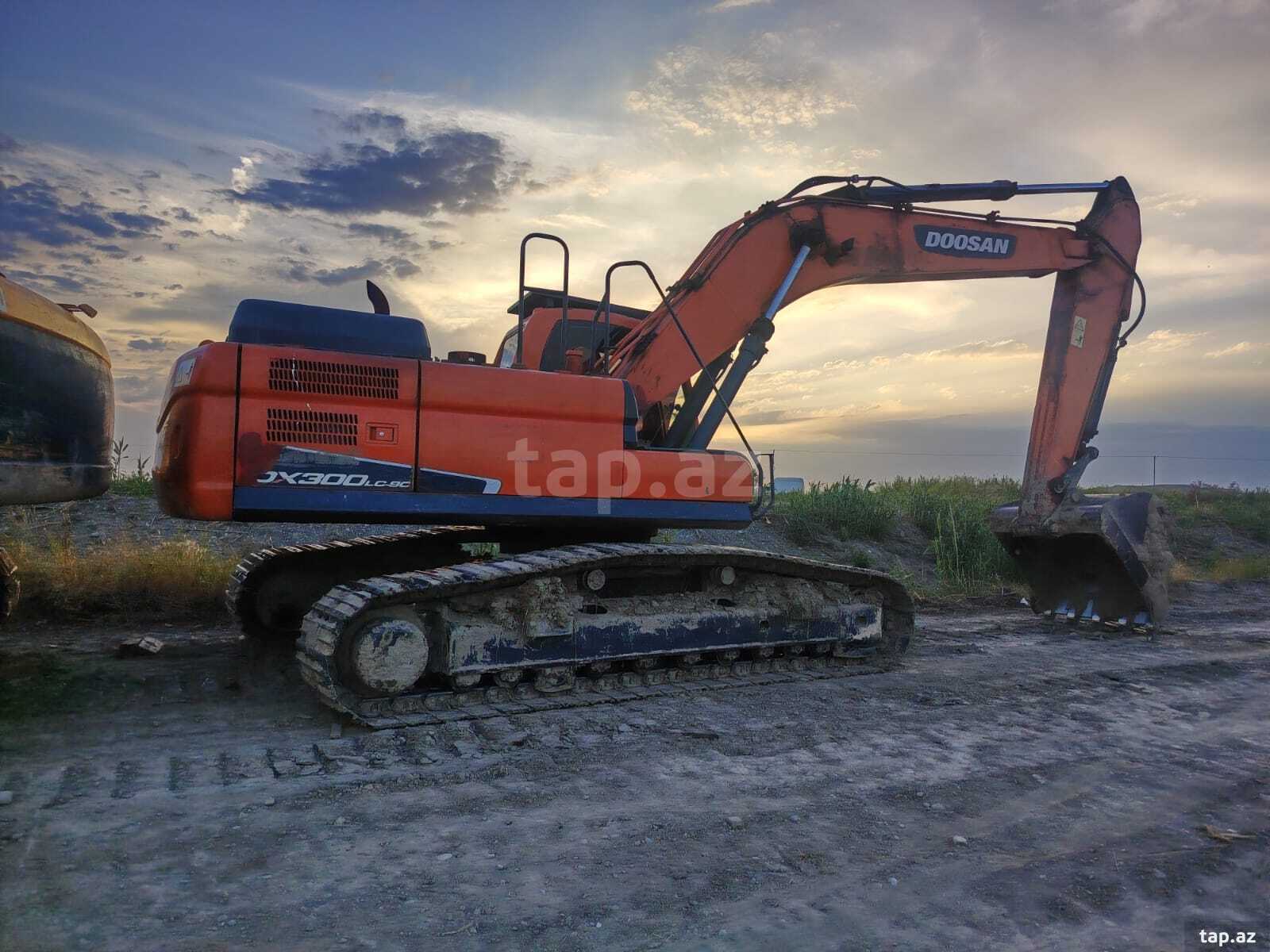Ekskavator Doosan, 2017 il