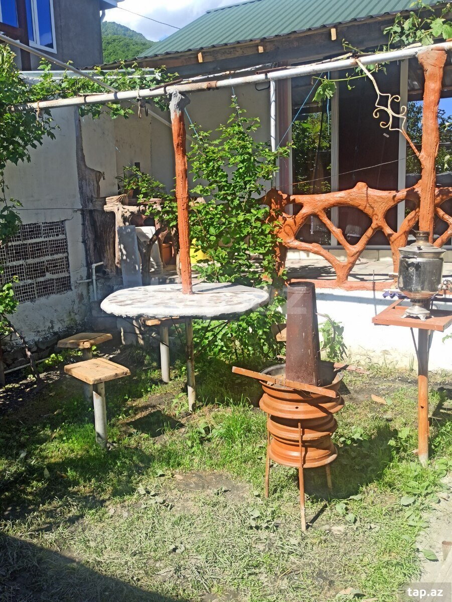 Həyət evi kirayə verilir, Qax r. (13)