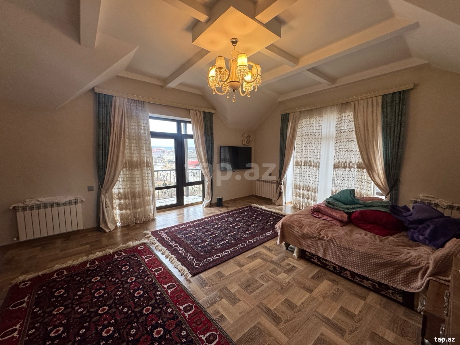 Villa, Quba ş.