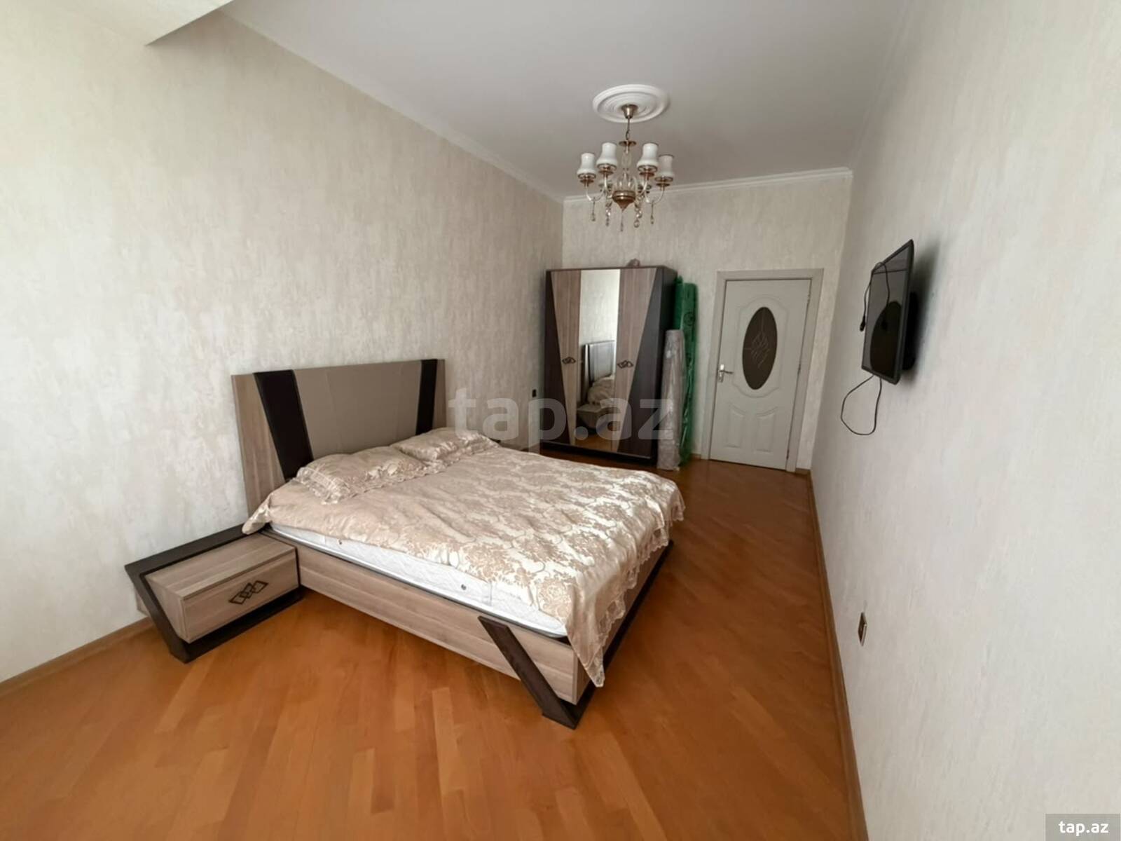 3-otaqlı yeni tikili kirayə verilir, Azadlıq m., 130 m² (14)