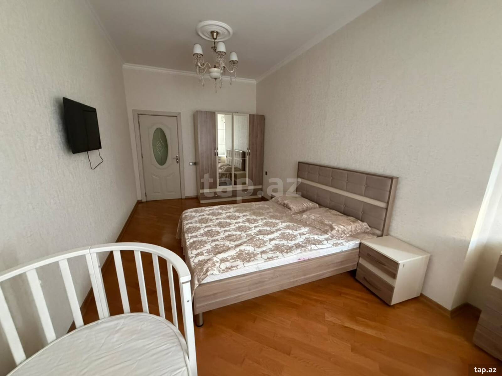 3-otaqlı yeni tikili kirayə verilir, Azadlıq m., 130 m² (2)