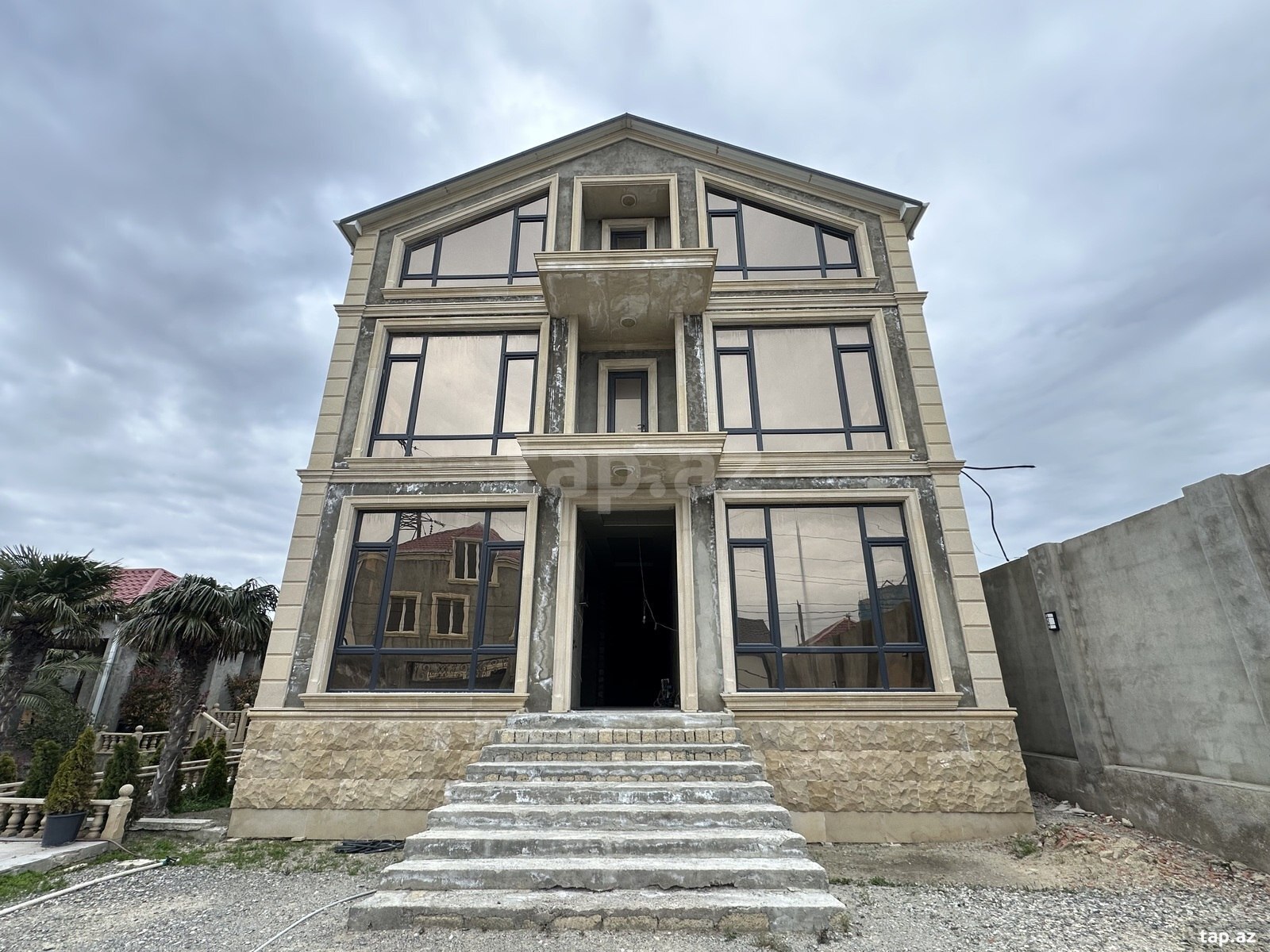 Villa, Zəngəzur küç.