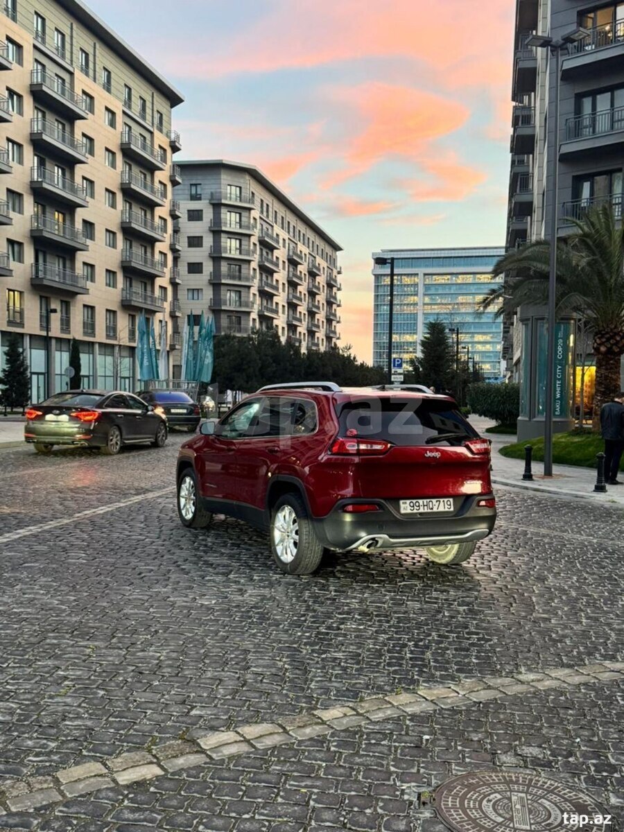 Jeep Cherokee, 2016 il (14)