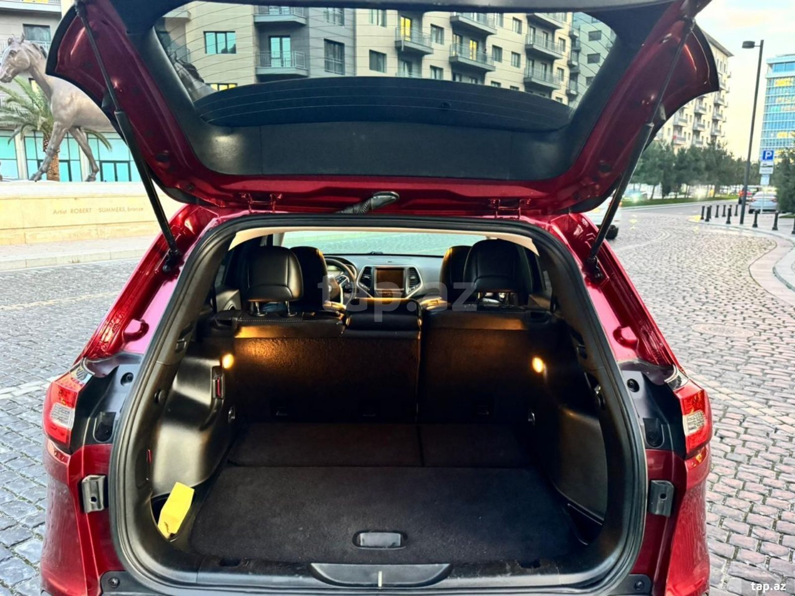Jeep Cherokee, 2016 il (10)