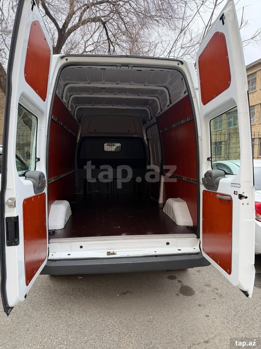 Ford Transit, 2009 icarəsi (8)