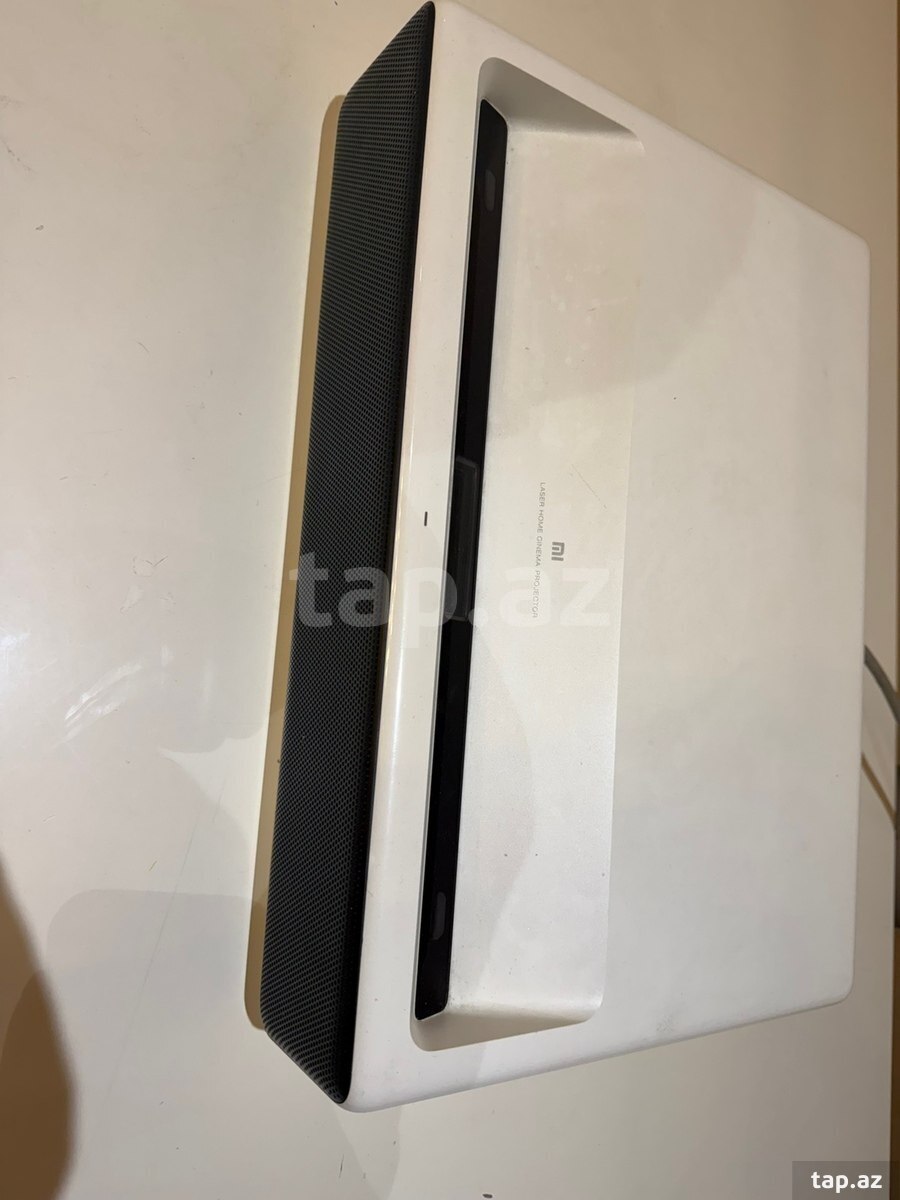 Mi Laser Projector 4k (2)