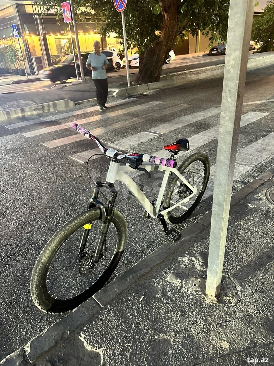 Bmx velosiped