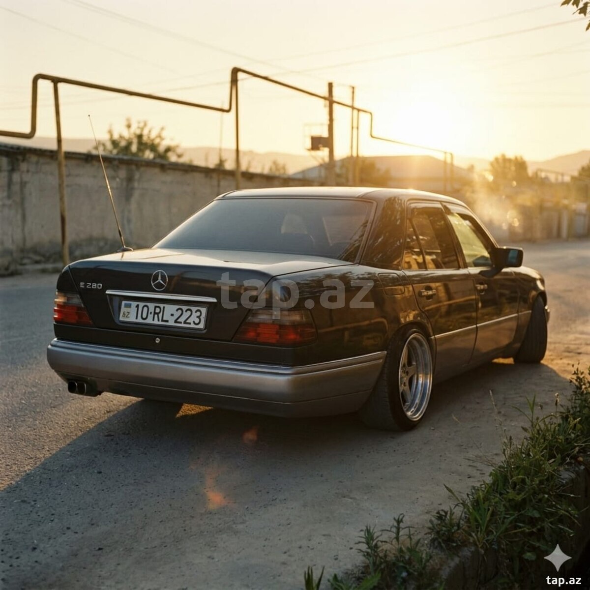 Mercedes E 220, 1994 il (2)