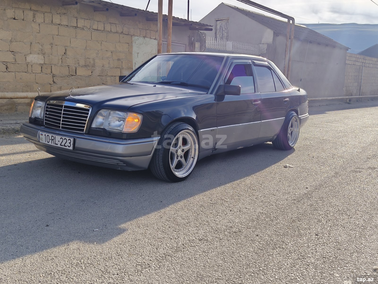 Mercedes E 220, 1994 il (5)