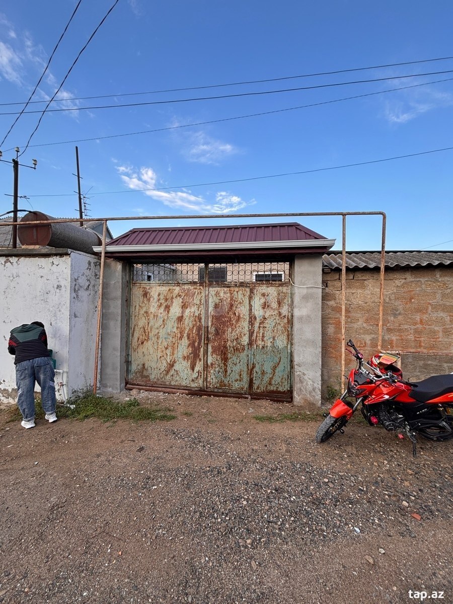 Həyət evi, Yuxarı Sulutəpə qəs. (9)