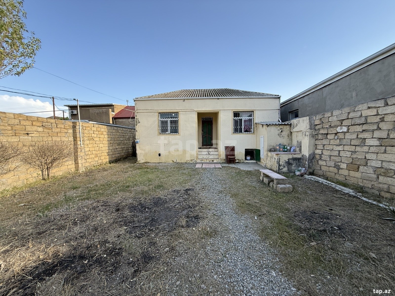 Həyət evi, Binəqədi qəs.