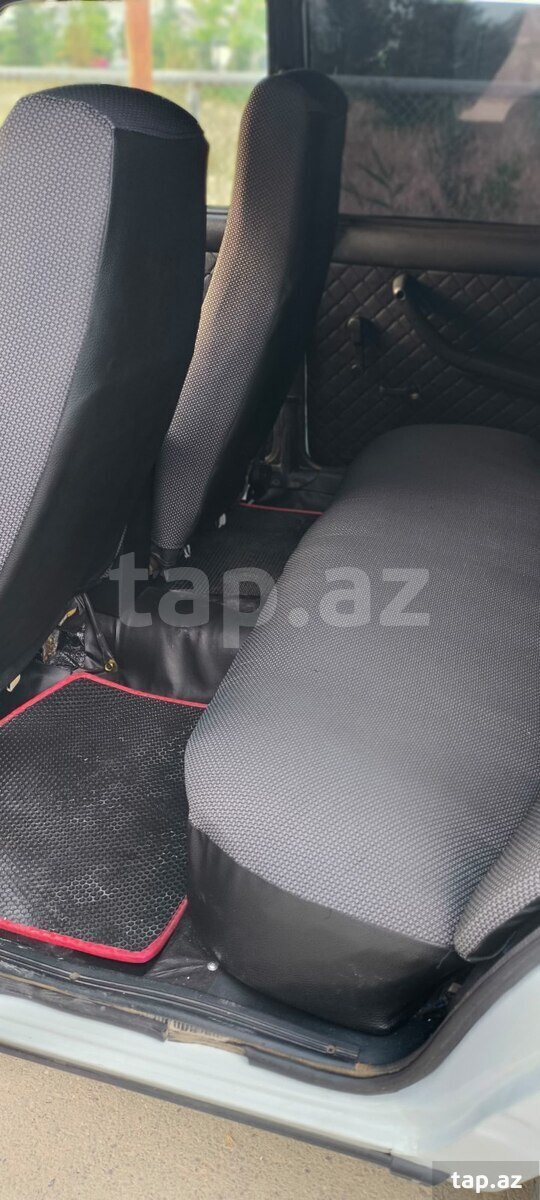 LADA (VAZ) 2107, 2001 il (7)
