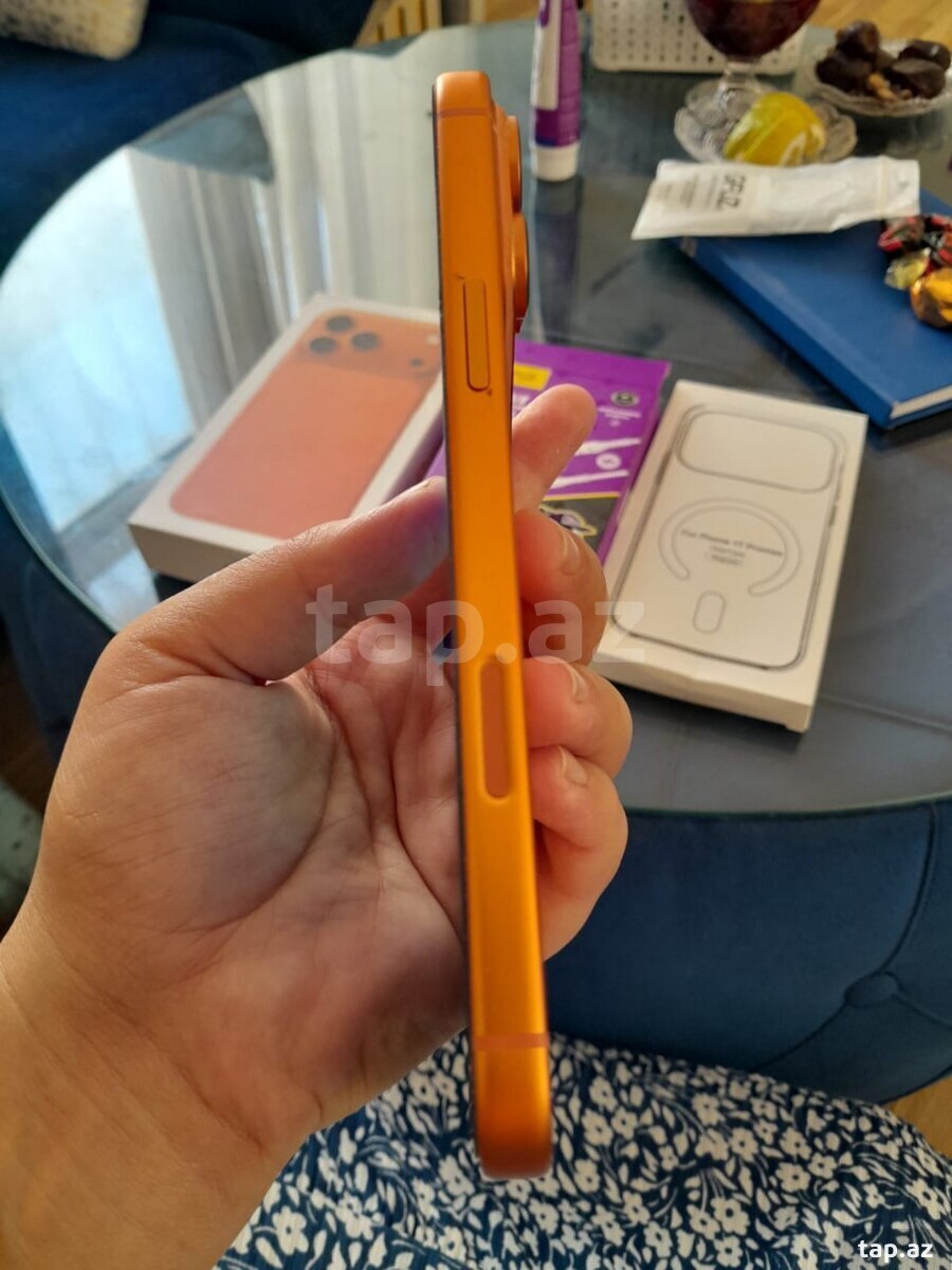 Apple iPhone 17 Pro Max Cosmic Orange 256GB/12GB (7)