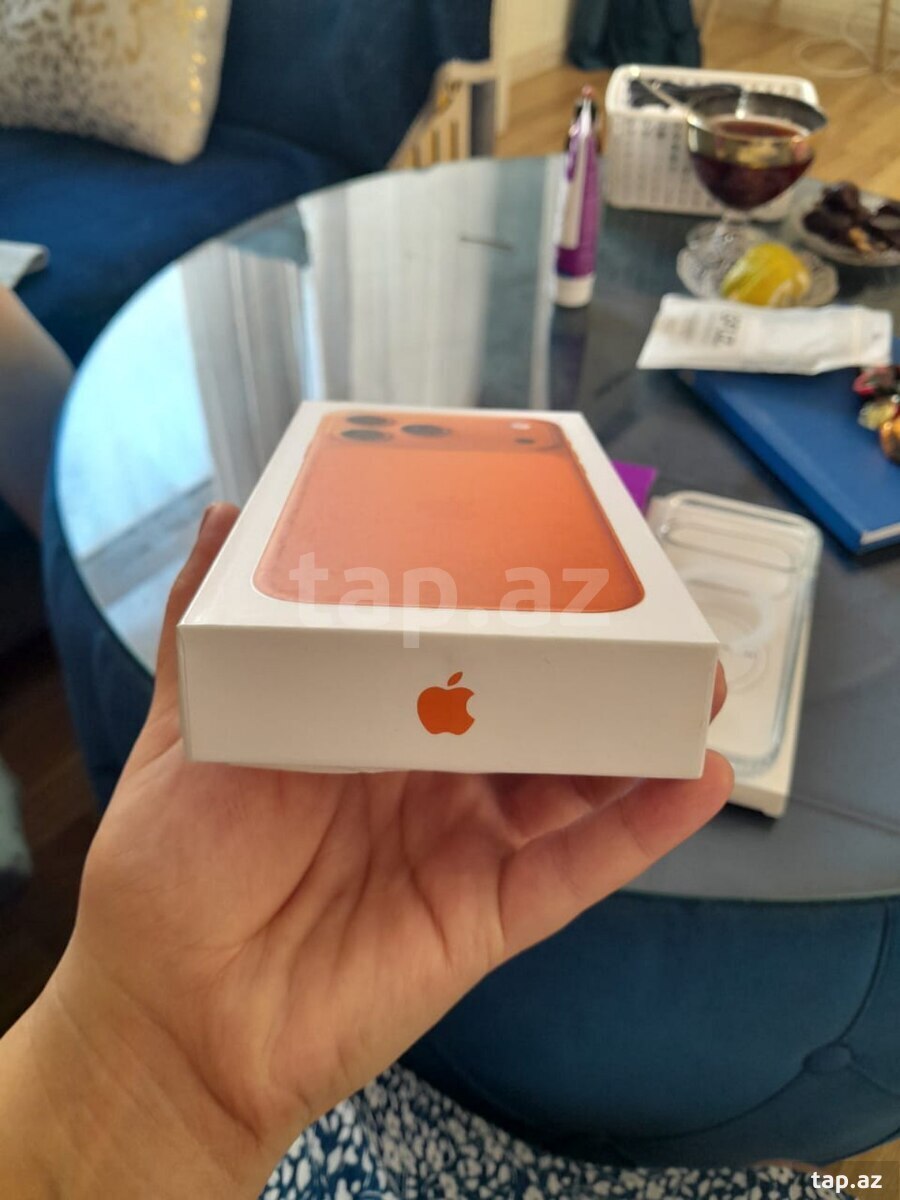 Apple iPhone 17 Pro Max Cosmic Orange 256GB/12GB (6)