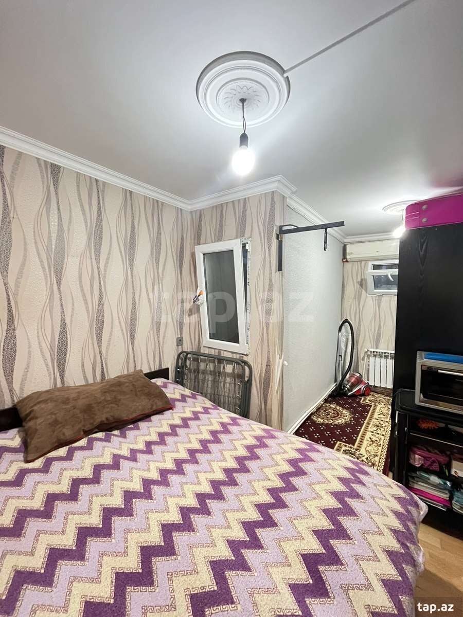 Həyət evi, 8 Noyabr pr. (4)