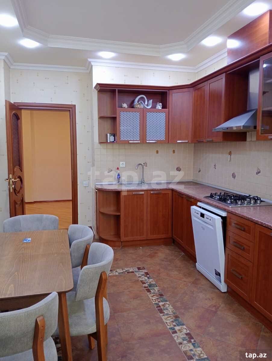 3-otaqlı yeni tikili kirayə verilir, M. Naxçıvani küç., 15, 130 m² (8)