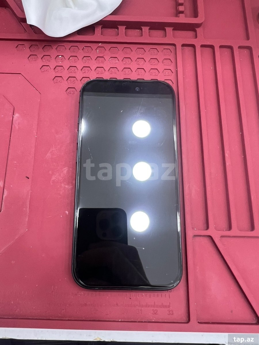 Apple iPhone 15 Black 128GB/6GB