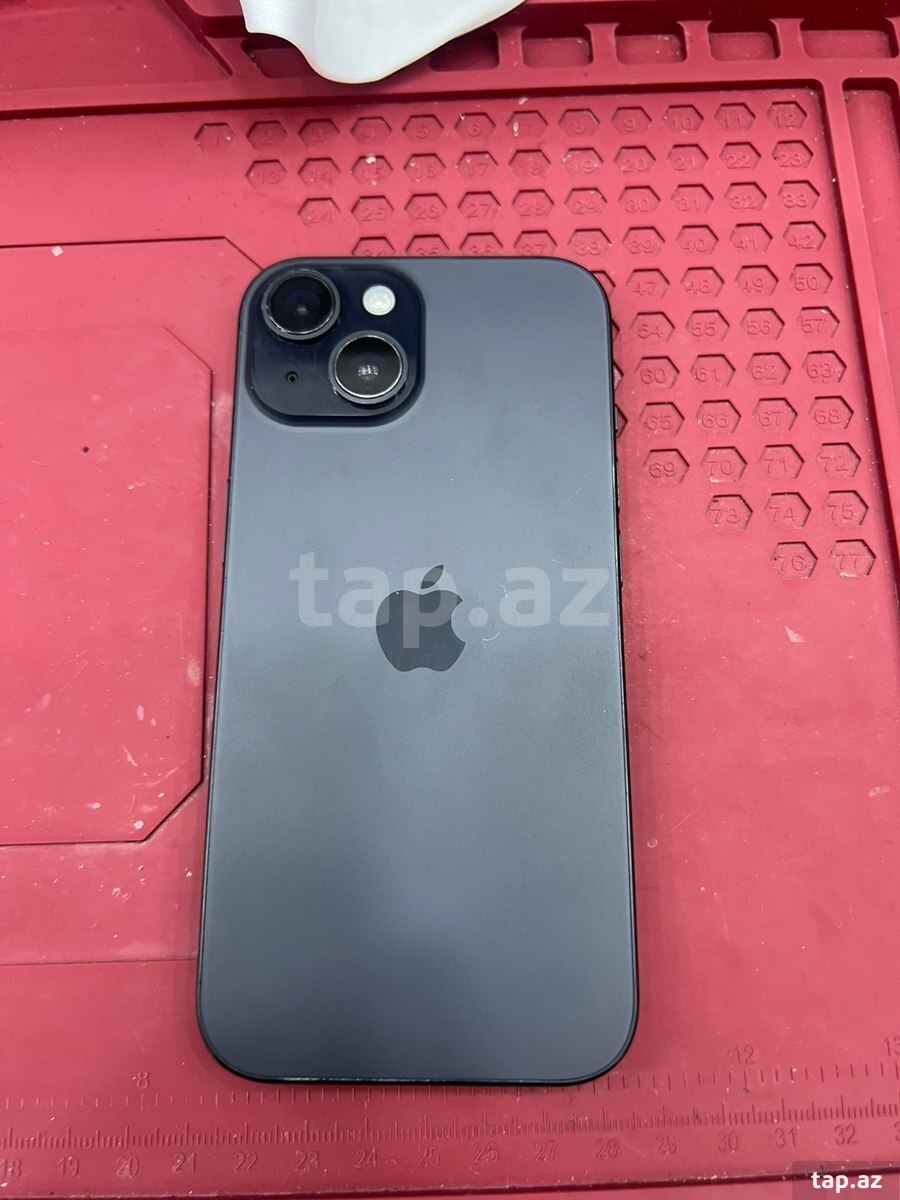 Apple iPhone 15 Black 128GB/6GB (2)