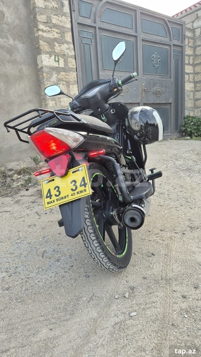 Moped, 2020 il (2)
