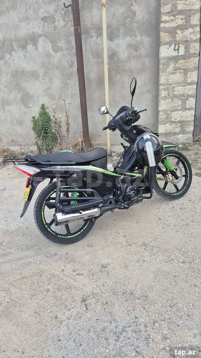 Moped, 2020 il (3)