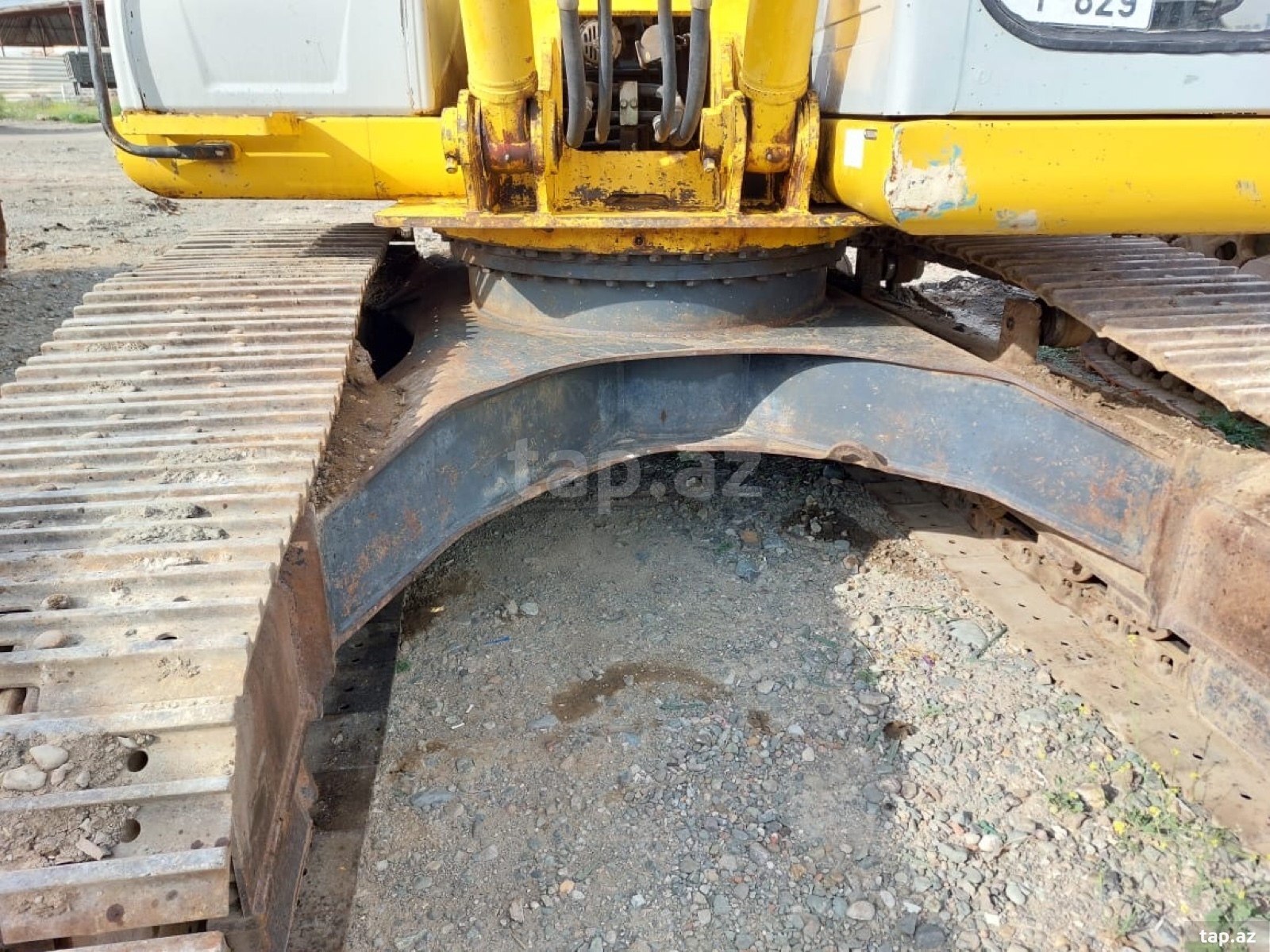 New Holland E215B 2007 il (4)