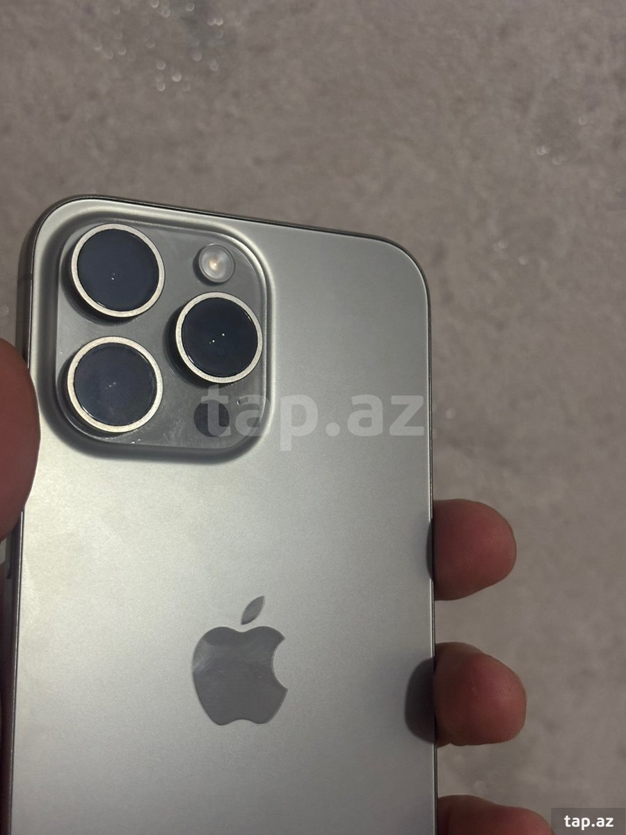 Apple iPhone 15 Pro Max White Titanium 256GB/8GB (2)