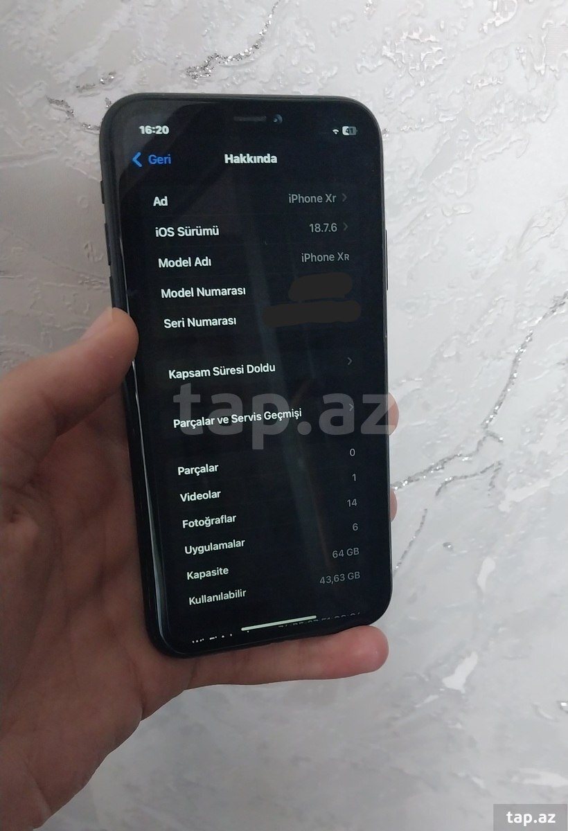Apple iPhone XR Black 64GB/3GB (5)
