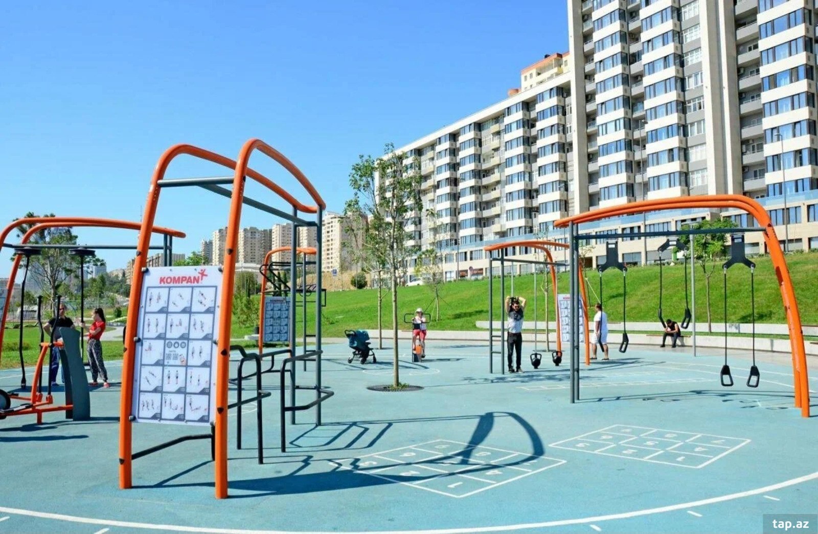 2-otaqlı yeni tikili, İçərişəhər m., 85 m² (3)