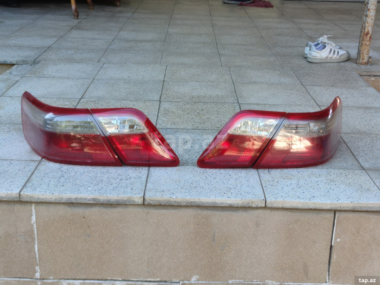 Toyota Camry 2008 arxa stop işıqları
