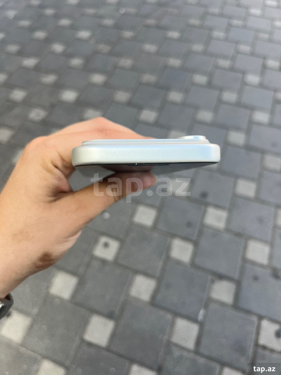 Apple iPhone 17 Pro Silver 256GB/12GB (6)