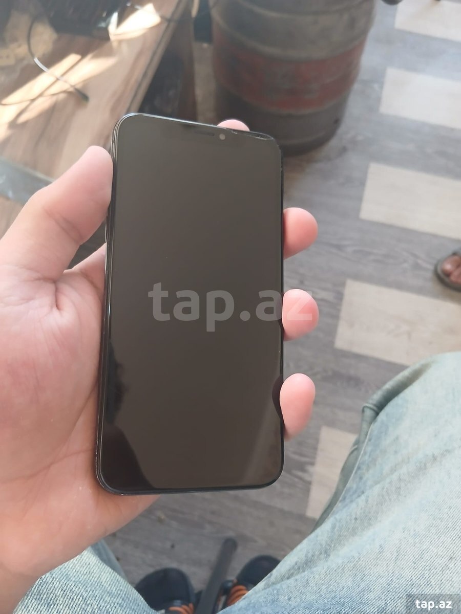 Apple iPhone X Space Gray 64GB/3GB (2)