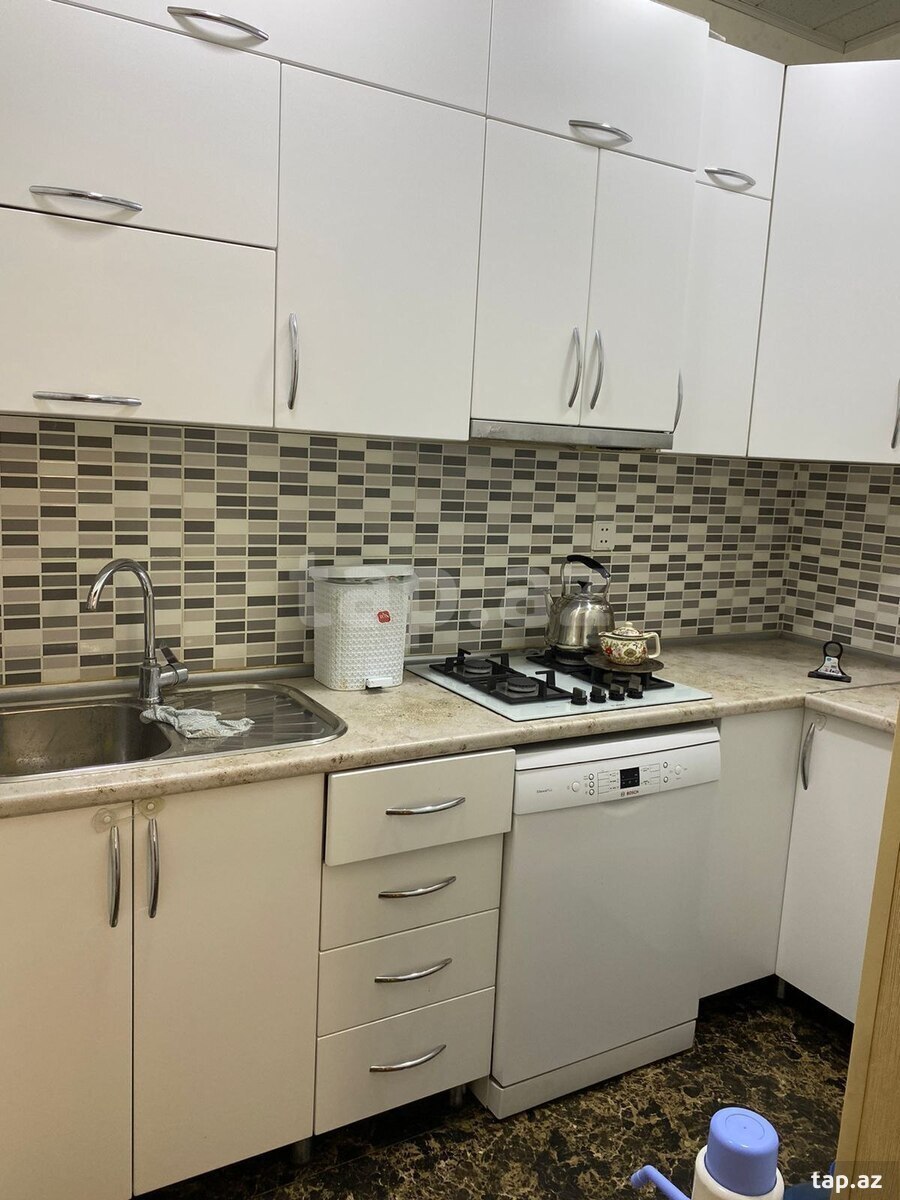 3-otaqlı yeni tikili, Alı Mustafayev küç., 93 m² (13)