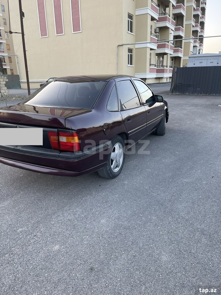 Opel Vectra, 1995 il (3)