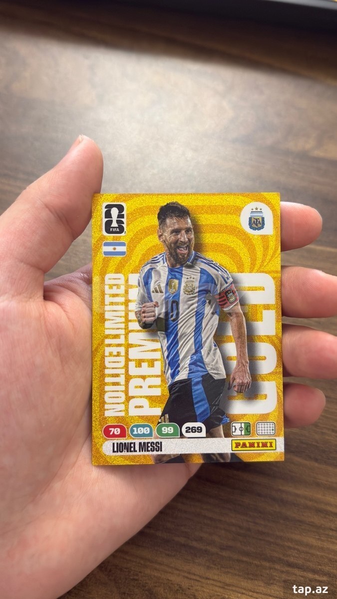 Panini Messi & Yamal Limited Edition Premium Gold (3)