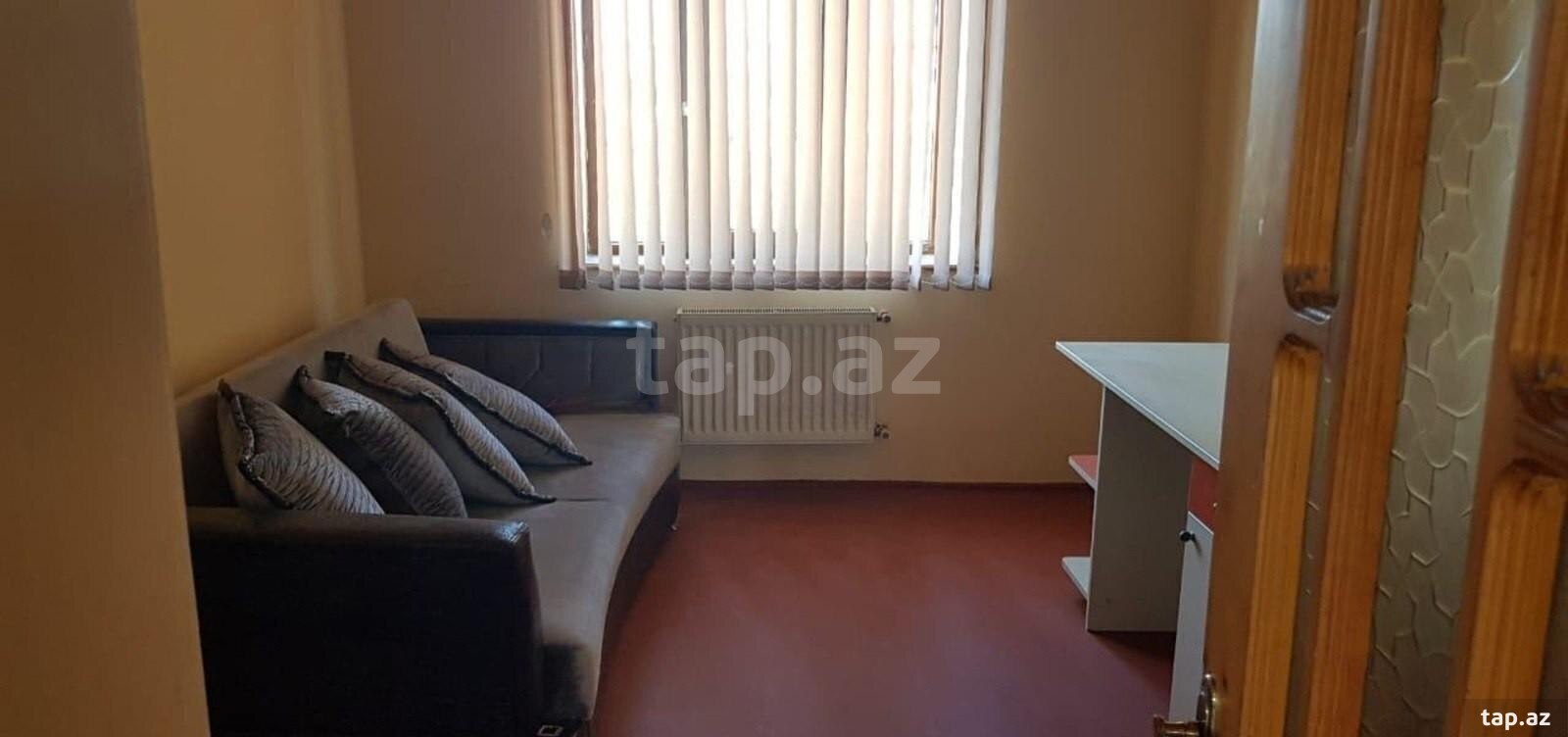 Həyət evi, Novxanı qəs. (15)