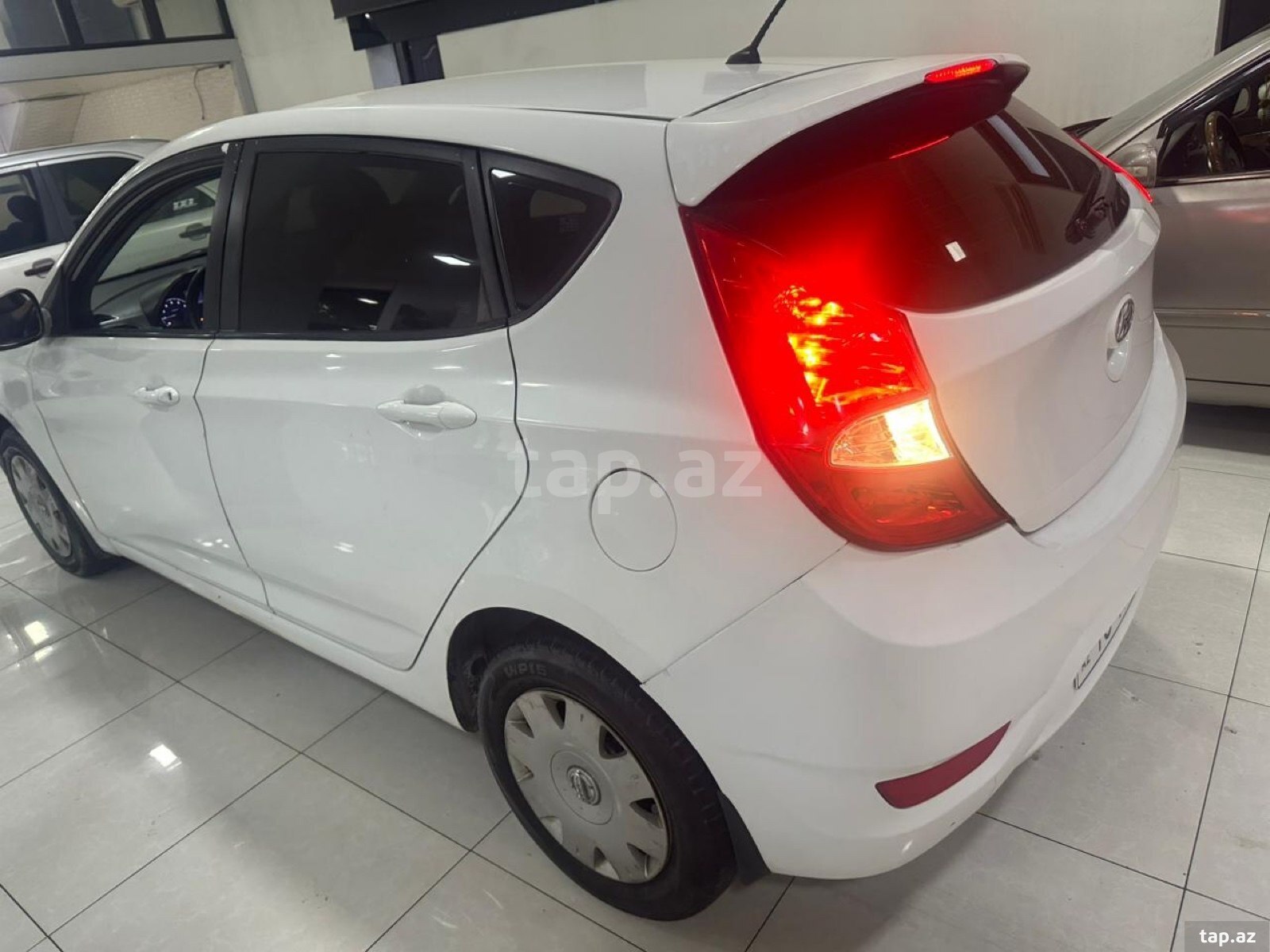 Hyundai Accent, 2013 il (4)