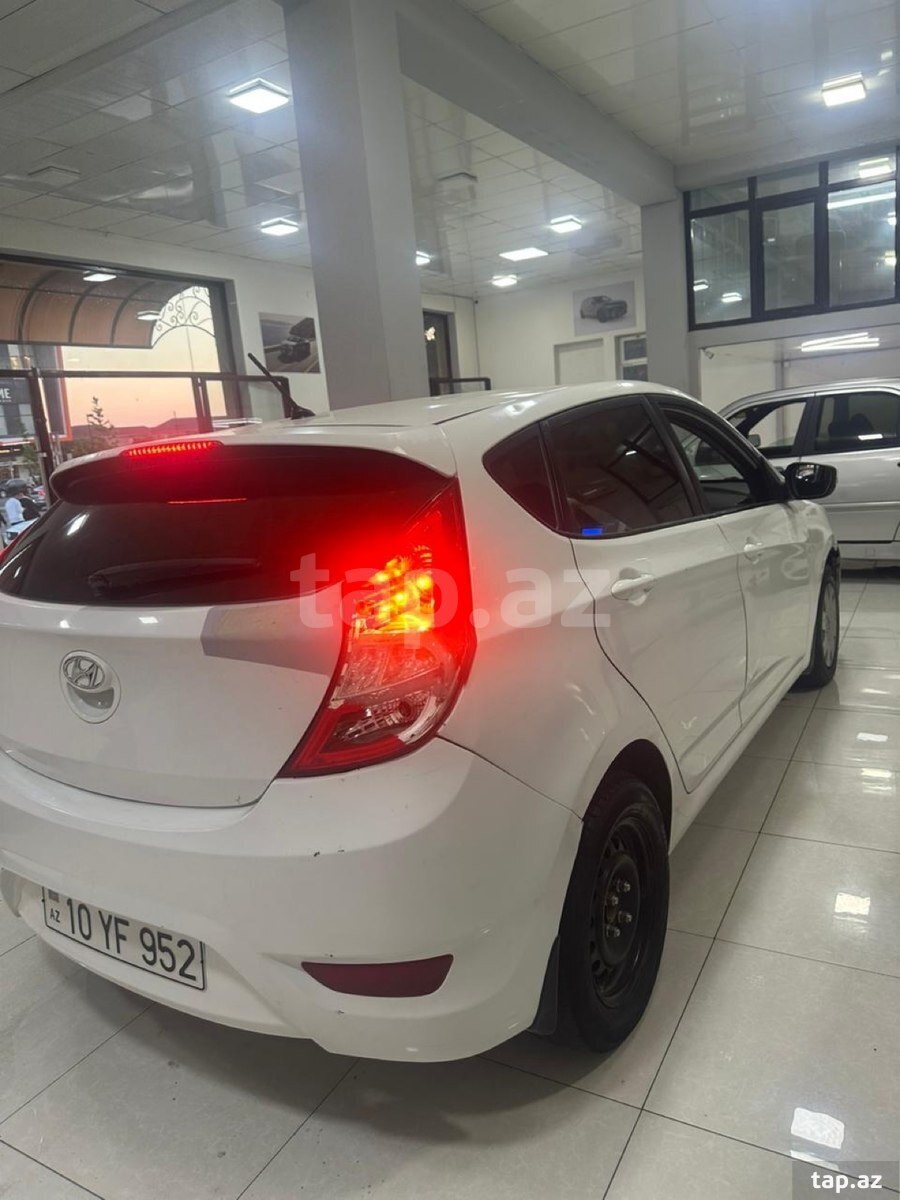 Hyundai Accent, 2013 il (8)
