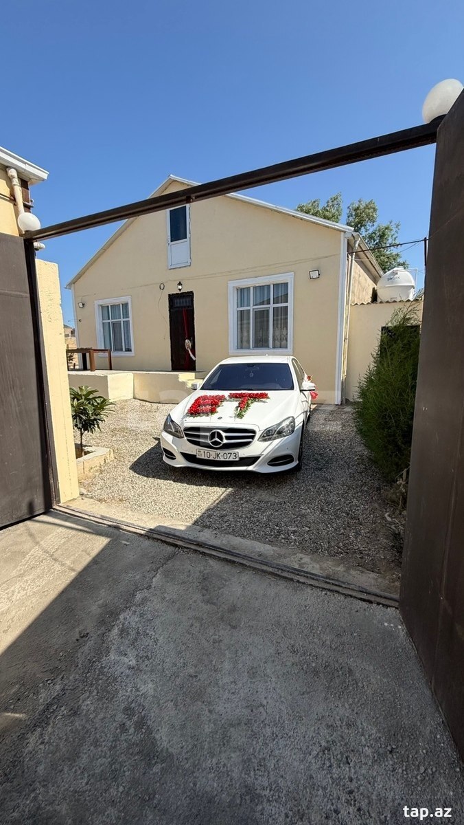 Mercedes-Benz icarəsi (5)