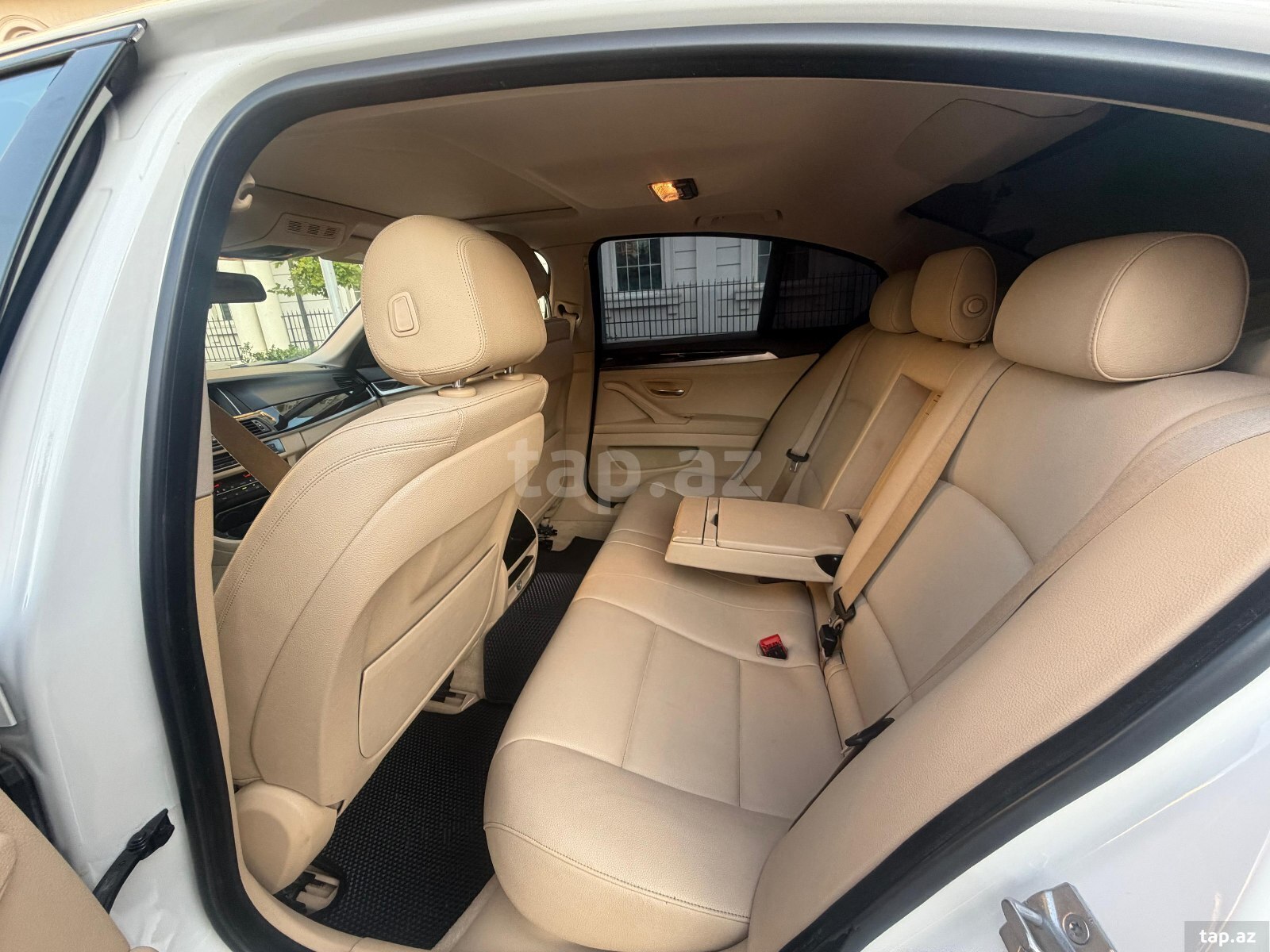 BMW 528, 2015 il (6)