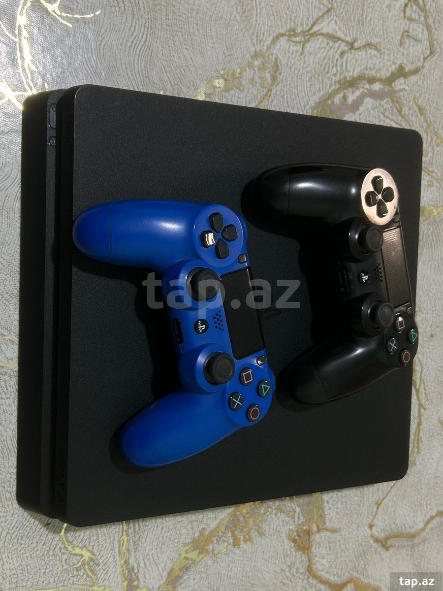 PlayStation 4 Slim