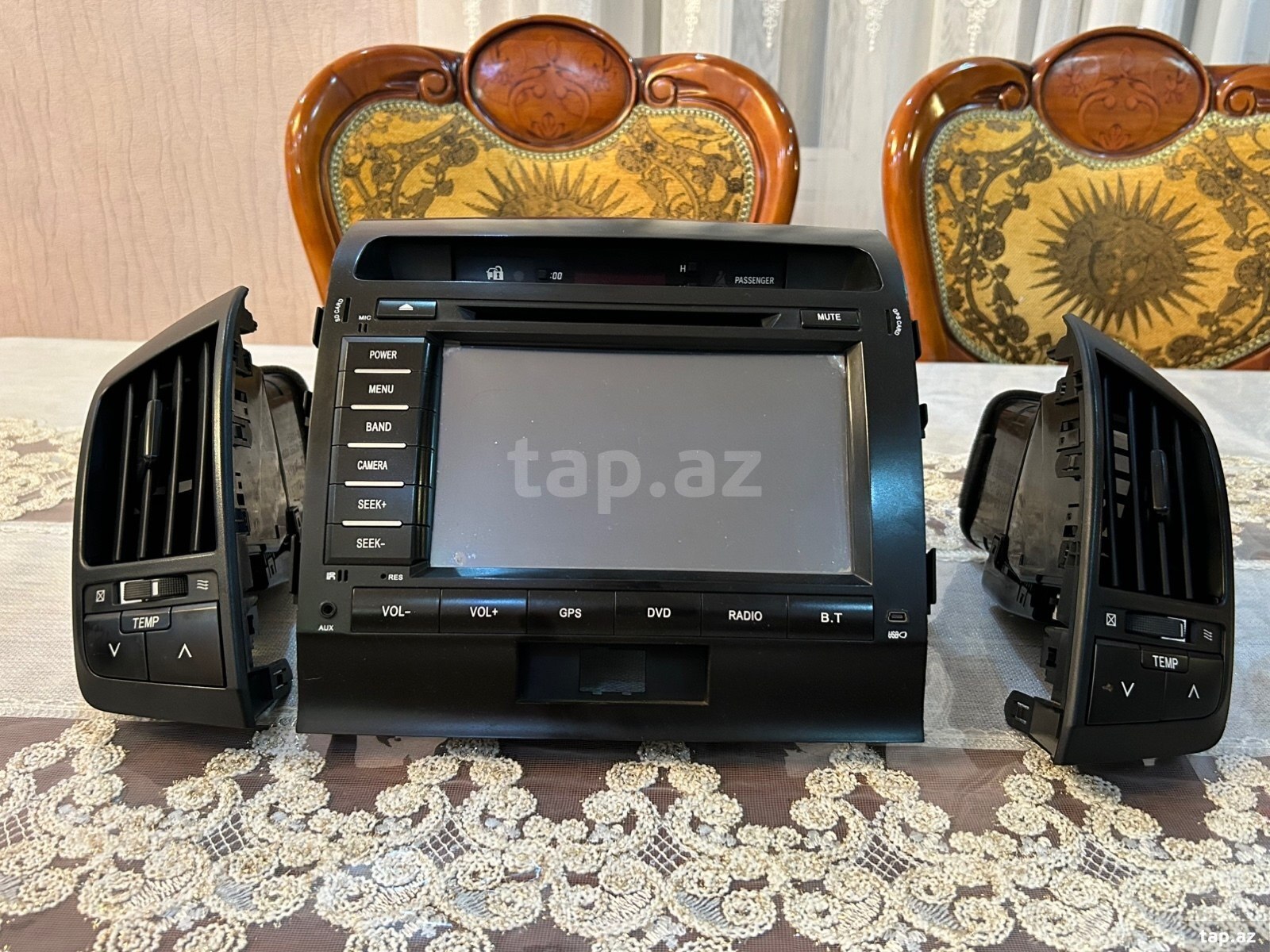 Land Cruiser monitoru