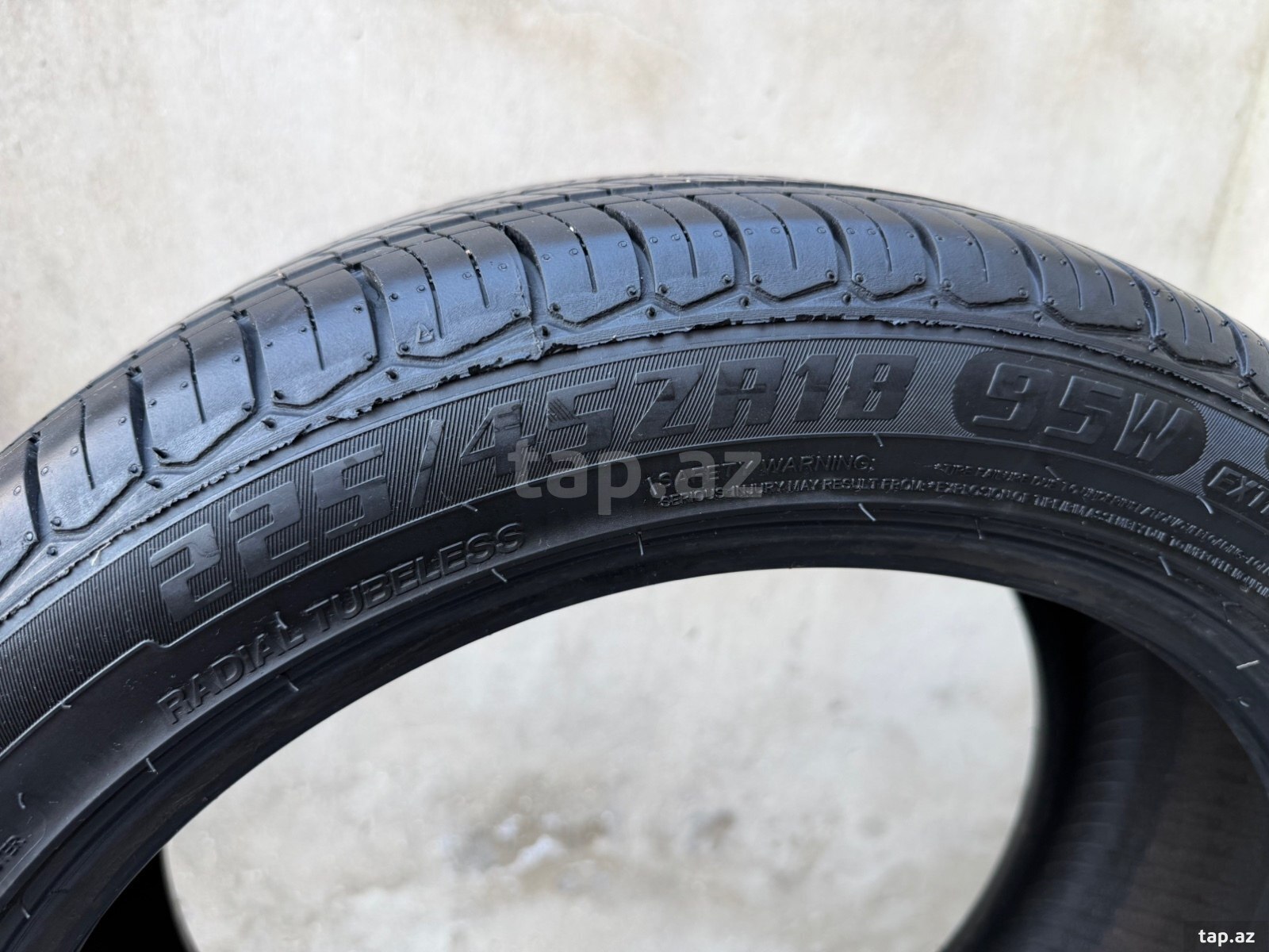 Şinlər 225/45 R18 (2)