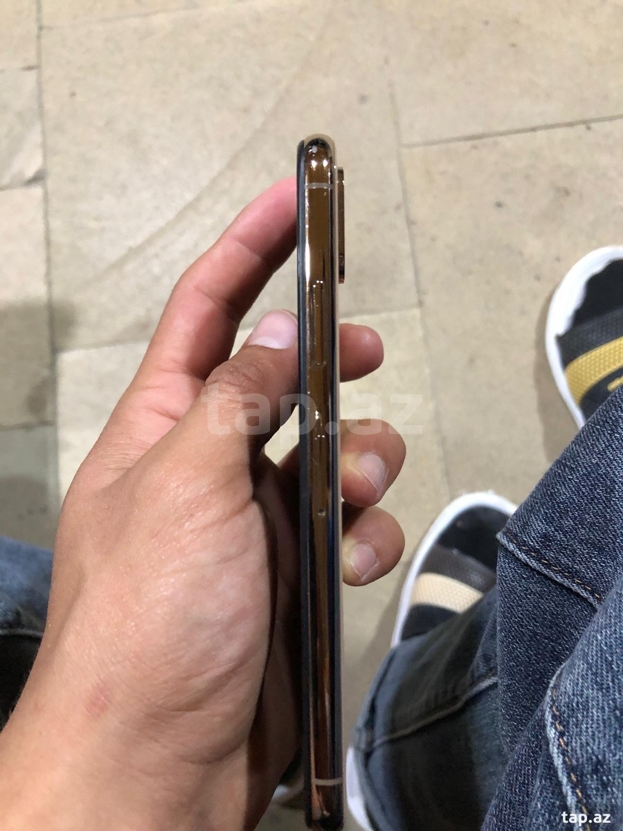 Apple iPhone XS Gold 64GB/4GB (2)